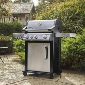 Spirit SP-335 Freestanding Gas Grill with 529 sq. in. Cooking Surface